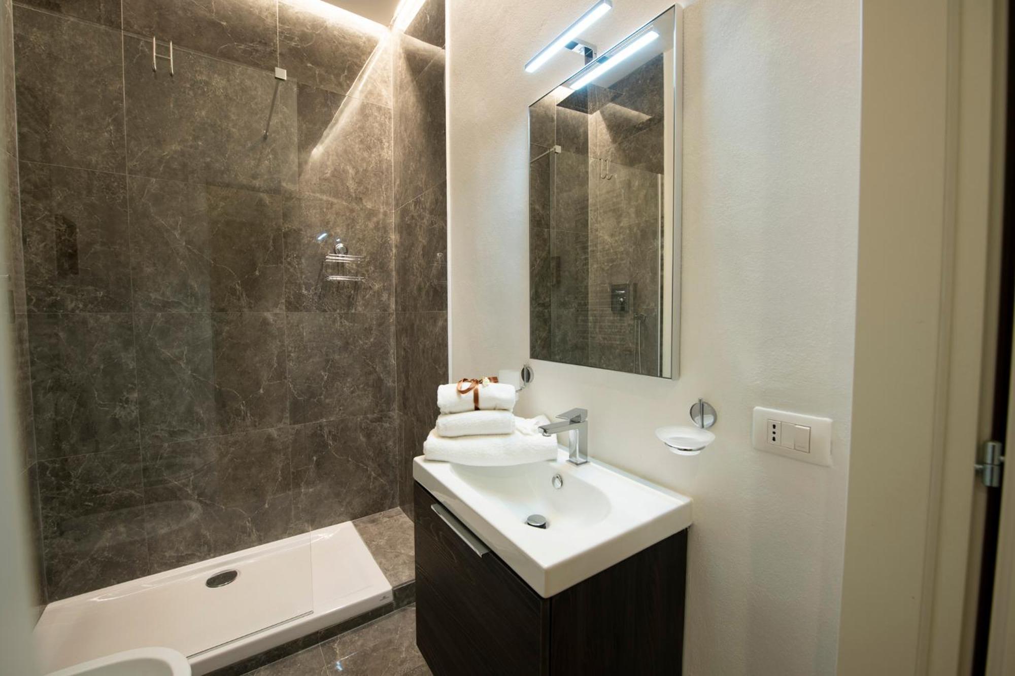 Mamo Florence - Fiammetta Apartment ภายนอก รูปภาพ